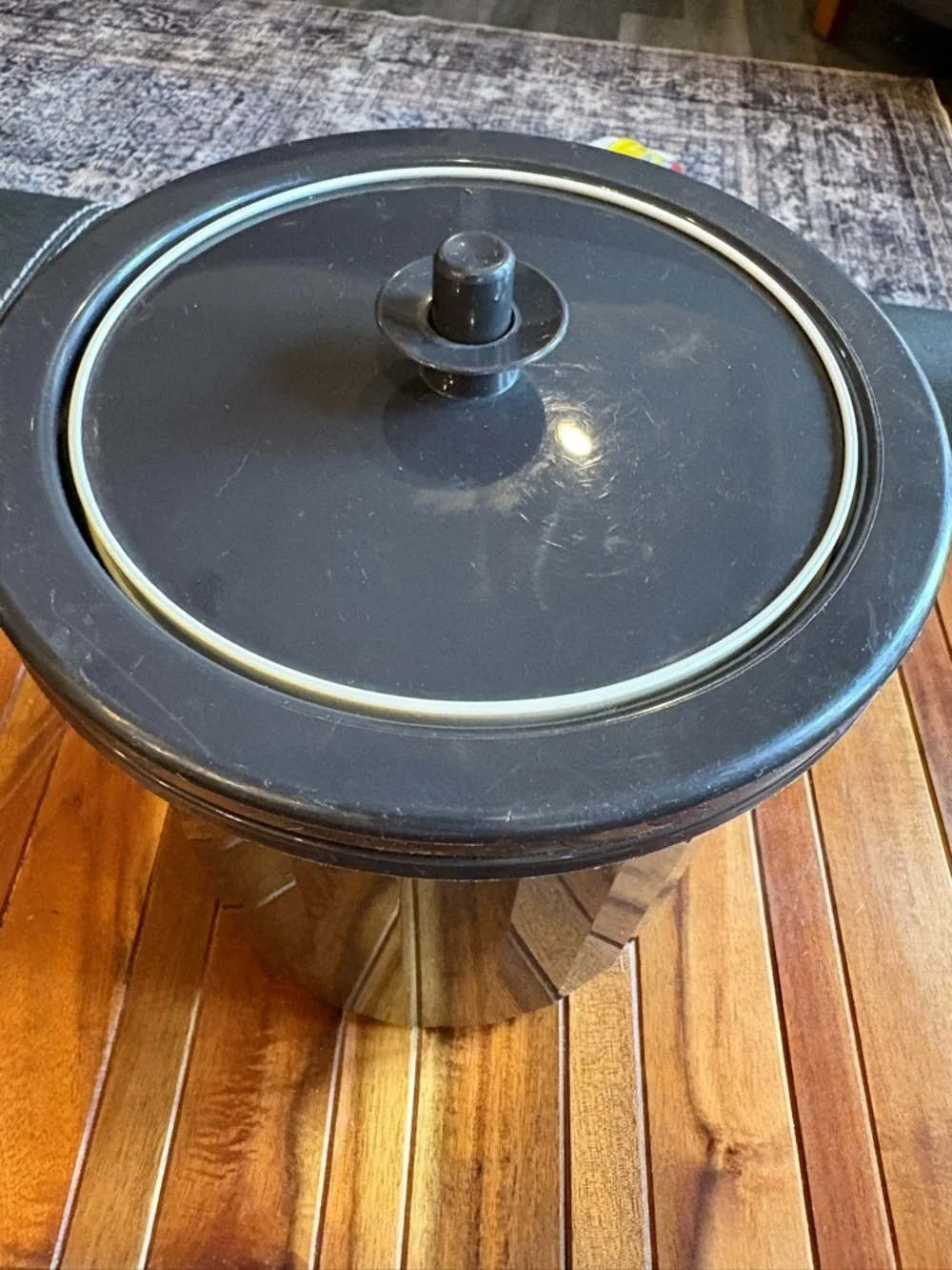 Vintage Tupperware Ice Bucket & Lid Insulated Brown Push Button Container